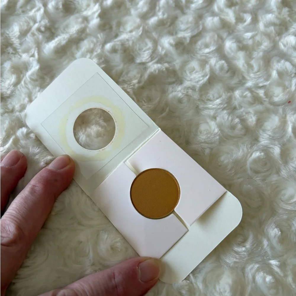 💰5/$25💰New Sydney Grace Haystack Matte Eyeshadow